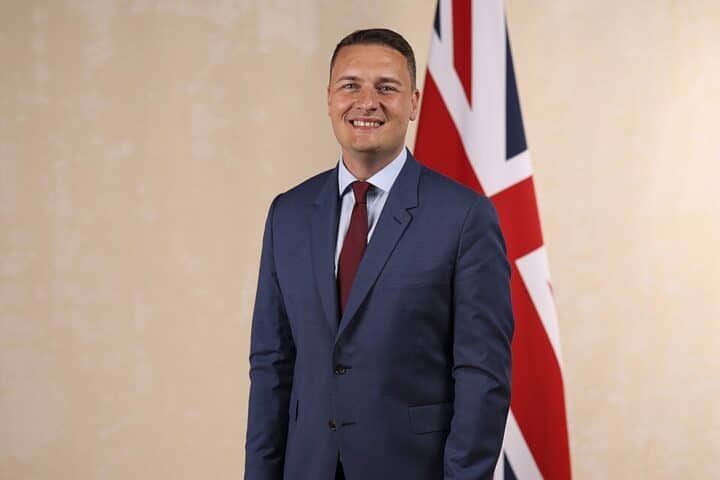 Il blairiano Streeting per far recuperare ai laburisti consensi a sinistra?